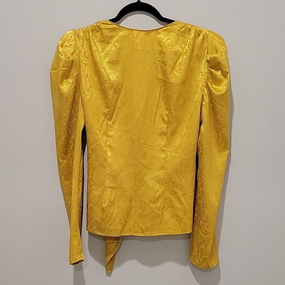 Gorgeous gold blouse sz 8 - Picture 5 of 11